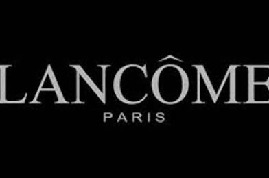 Lancome cosmética con experiencia en el cuidado femenino