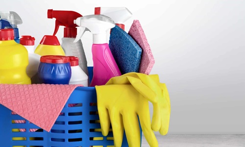 productos de limpieza más indispensables en el hogar