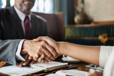 Cómo destacar en la búsqueda de empleo: claves prácticas para avanzar con éxito